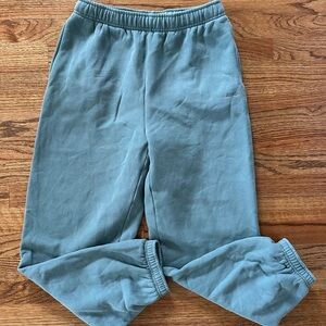 Aritzia sweatpants